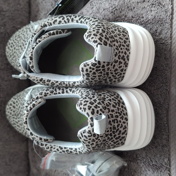 Women's align shoes, comfort slip resistant - Picture 3 of 8